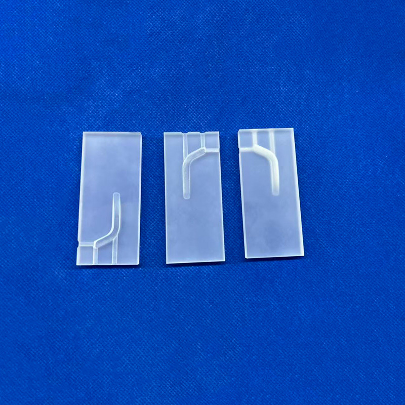 ultimo caso aziendale circa Corrosion Resistance Sandblasted Quartz Sheet for High Temperature Insulation-Mia