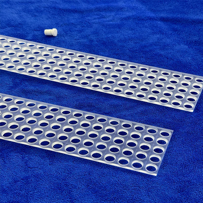 Fabbrica carta di quarzo perforata trasparente resistente alla corrosione su misura