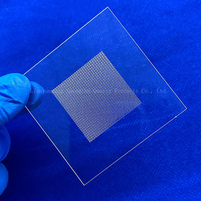Fabbrica di vetro di quarzo perforato a laser a misura