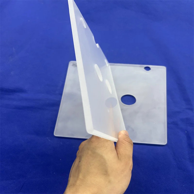 Fogli di vetro di quarzo perforato a freddo resistenti alle alte temperature