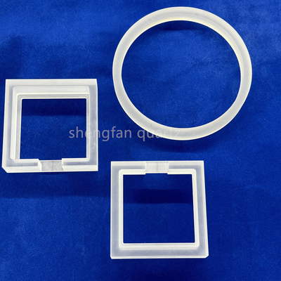 Finitura CNC di prodotti in quarzo opaco a temperatura elevata e resistenti alla corrosione su misura