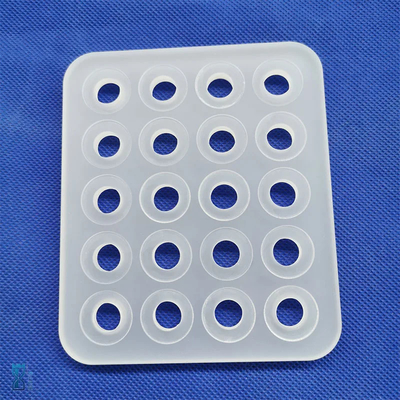 Fogli di vetro di quarzo perforato a freddo resistenti alle alte temperature