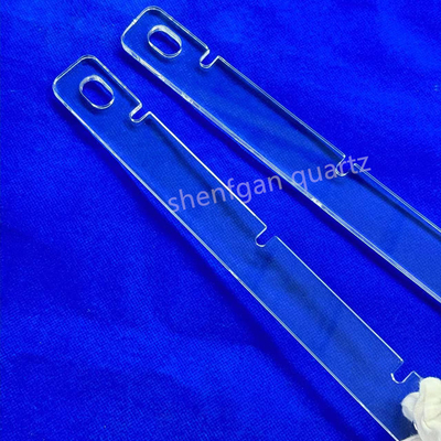 UV personalizzato resistente al calore Fuso Silice Quarzo Placca di vetro Quarzo trasparente Substrato di vetro Quarzo placca perforata