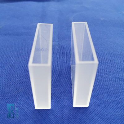 Misurazione speciale di laboratorio su misura Cuvette di quarzo fuso liquido resistente alla corrosione