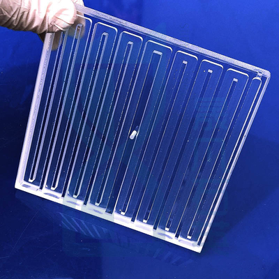 Fabbricazione a CNC di fogli di lavaggio a temperatura elevata a base di quarzo a fessura