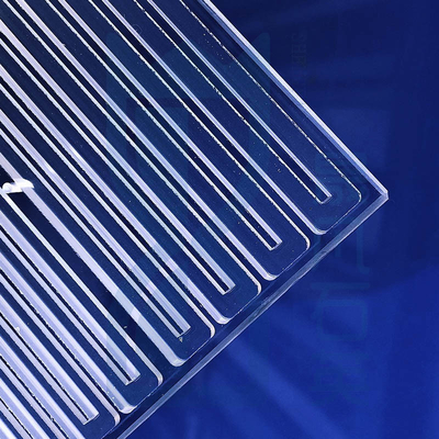 Fabbricazione a CNC di fogli di lavaggio a temperatura elevata a base di quarzo a fessura