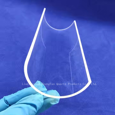 Piastrelle di vetro di quarzo semicircolare trasparente resistente alle alte temperature su misura
