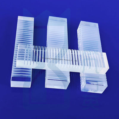 Parti speciali in vetro quarzo trasparente opaco resistenti alle alte temperature e alla corrosione, fabbricate in fabbrica, per il supporto di campioni