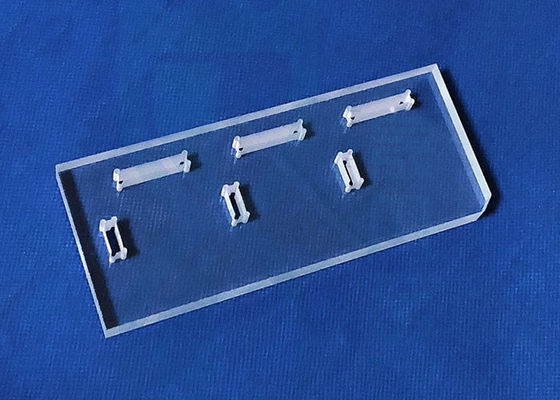 Piastrina uv della silice fusa di purezza ISO9001 99,99 chiara con il foro
